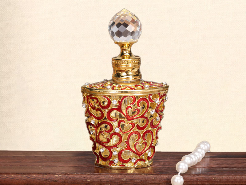 Arabian style fragrance bottle 4