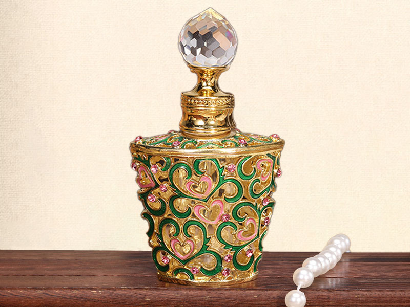 Arabian style fragrance bottle 6