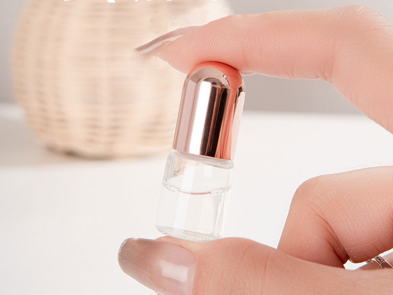 Exquisite mini glass roller perfume essential oil bottle 5ml 7