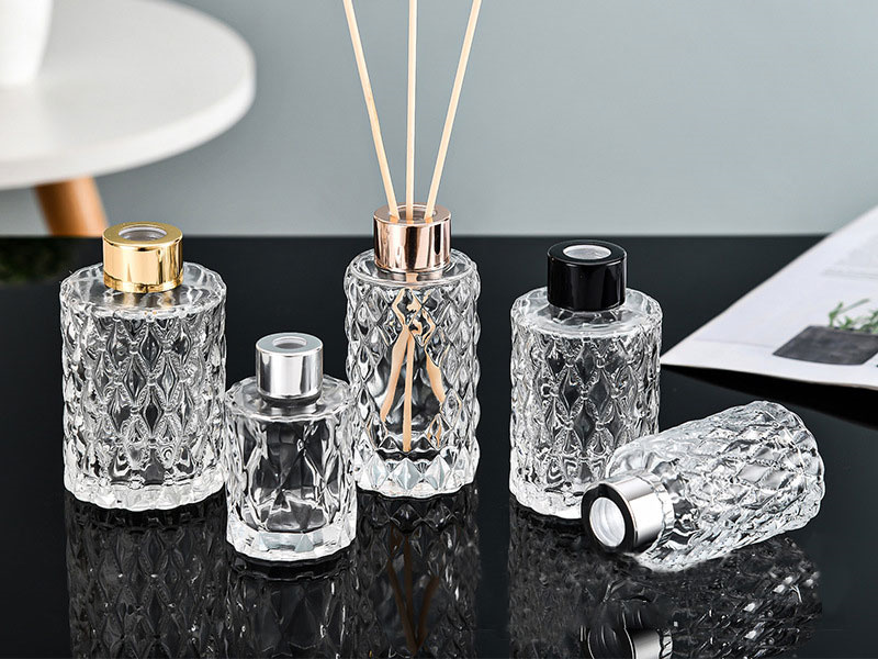 Diamond-Shaped Empty Glass Diffuser Bottles