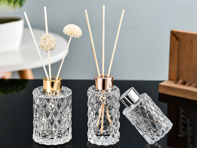 Diamond-Shaped Empty Glass Diffuser Bottles