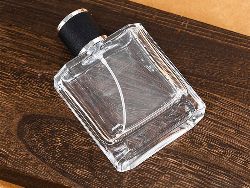 Spray bottles for perfume 100ml with leather  cap