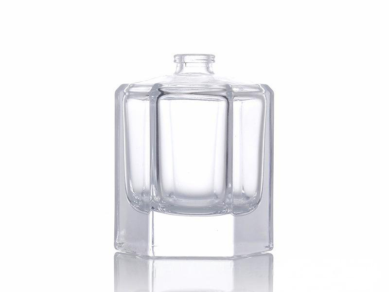 glass perfume spray bottle