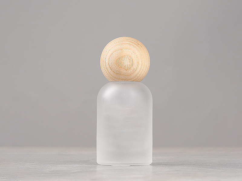 glass spray perfume bottle