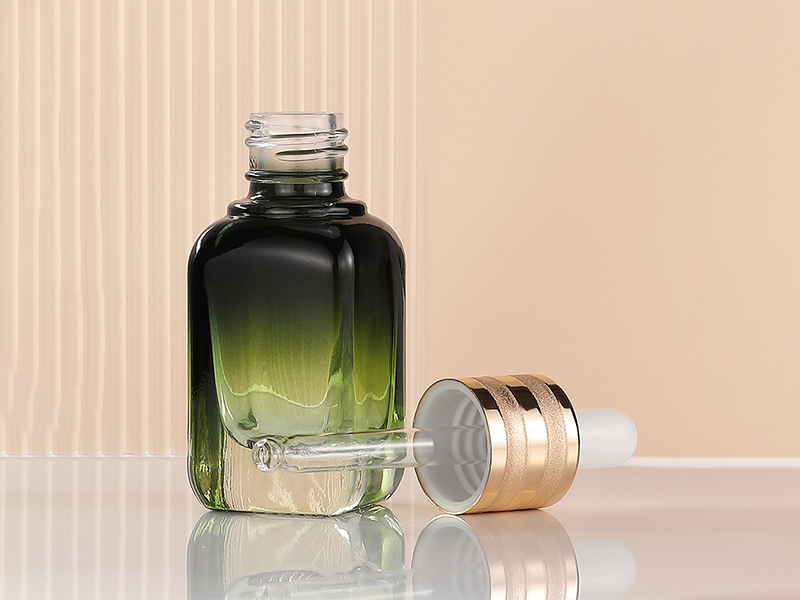 Green square essential oil bottle